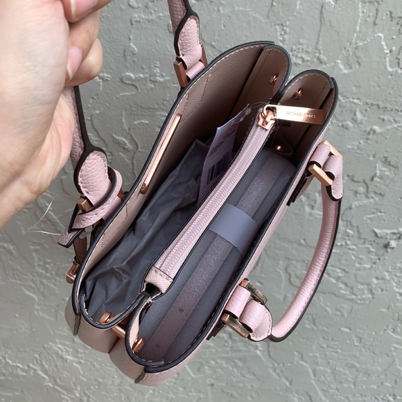 NWT Michael Kors MD Messenger Leather Satchel - Picture 3 of 9